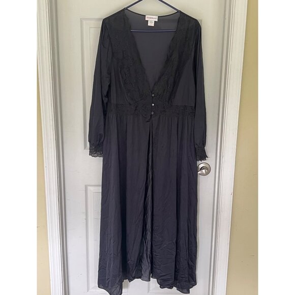 Vintage 80's Shadowline Black Lace Long Sleeve Open Front Nightgown Size 1X - Picture 1 of 9
